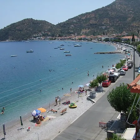Tsakonia Tirós